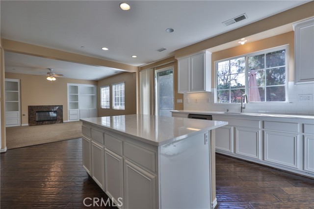 Detail Gallery Image 4 of 36 For 1230 Cantania Dr, Redlands,  CA 92374 - 4 Beds | 2/1 Baths