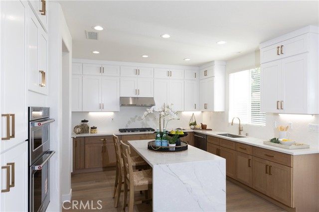 14055 Santa Barbara Street, La Mirada CA: https://media.crmls.org/medias/2f3a5957-74e7-4bc8-b20a-d82e0045a2fa.jpg