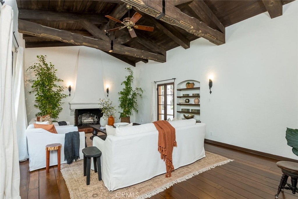1521 N Columbus Avenue Glendale img 38
