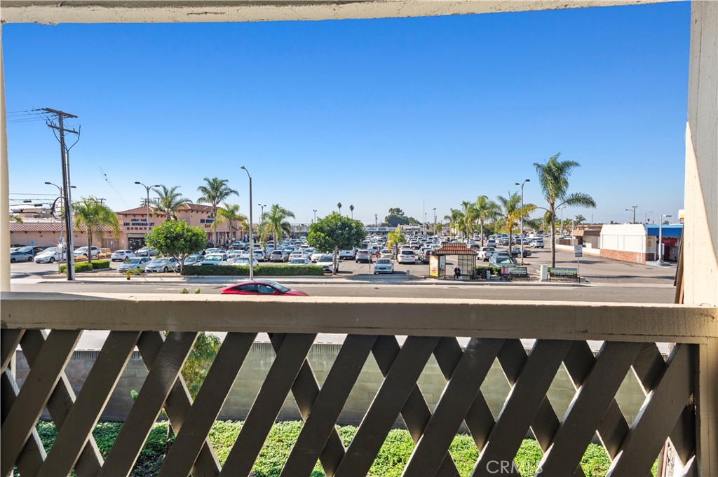 MLS #OC25253538 image #20