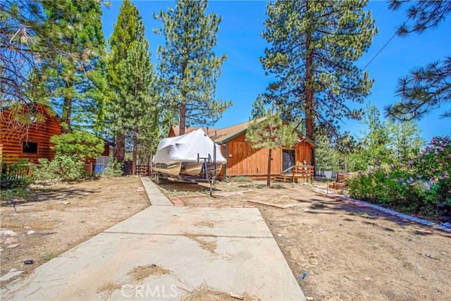 Detail Gallery Image 21 of 28 For 796 Cove Dr, Big Bear Lake,  CA 92315 - 3 Beds | 2 Baths