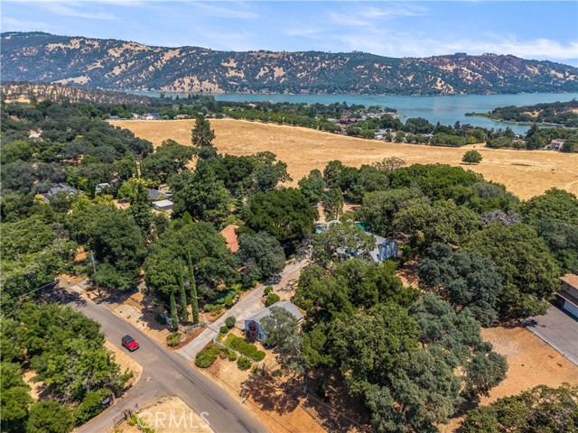 1940 Westlake Drive, Kelseyville CA: https://media.crmls.org/medias/2f3cbbbe-cb06-448a-89b5-2de21566902e.jpg