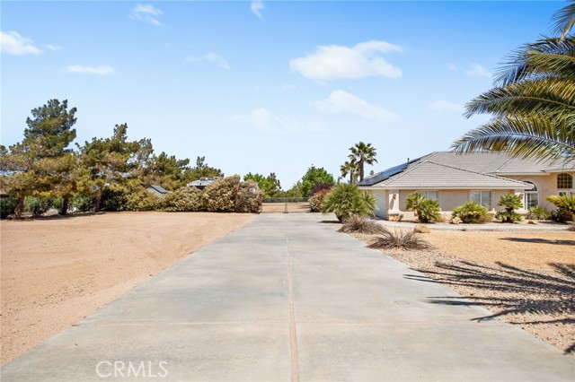 Detail Gallery Image 42 of 72 For 10978 El Centro Rd, Oak Hills,  CA 92344 - 4 Beds | 3 Baths