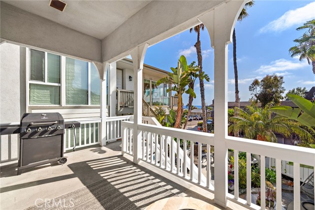 Detail Gallery Image 23 of 27 For 438 3 Rd St, Laguna Beach,  CA 92651 - 4 Beds | 2/1 Baths
