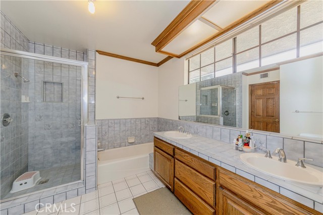 2837 E Mesa Drive, West Covina CA: https://media.crmls.org/medias/2f3e7feb-aadd-41e5-a6b4-10336c14d924.jpg
