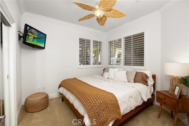 1400 E Ocean Boulevard, Long Beach CA: https://media.crmls.org/medias/2f3fb23d-c325-4613-9bf4-b9f0fb0a179c.jpg