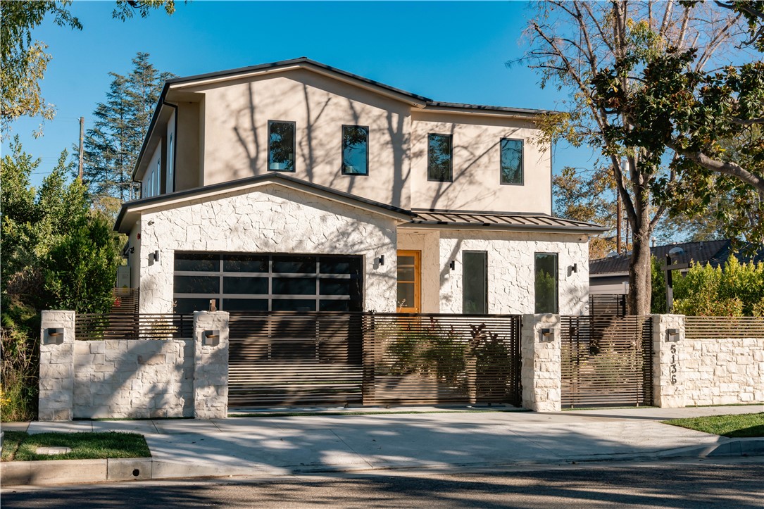 Detail Gallery Image 1 of 56 For 5136 Nagle Ave, Sherman Oaks,  CA 91423 - 6 Beds | 6/2 Baths