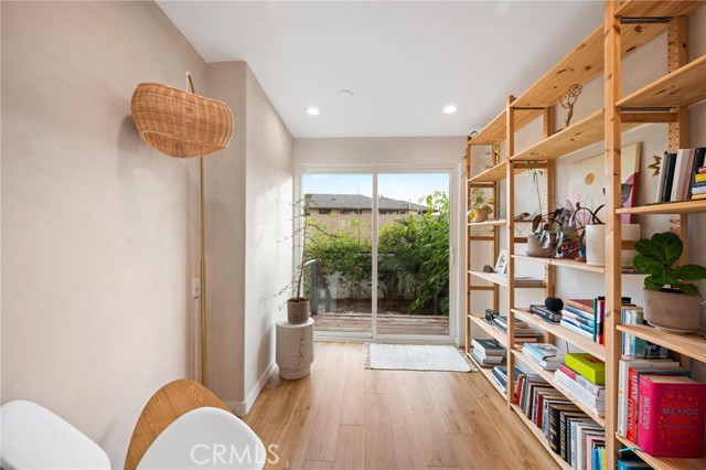 Detail Gallery Image 19 of 25 For 1350 Carlton, Glendale,  CA 91205 - 3 Beds | 2 Baths