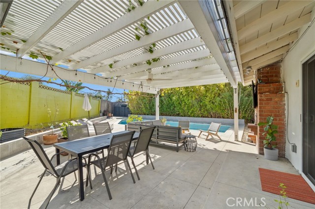 Detail Gallery Image 31 of 39 For 1636 Victoria Dr, Fullerton,  CA 92831 - 4 Beds | 2 Baths