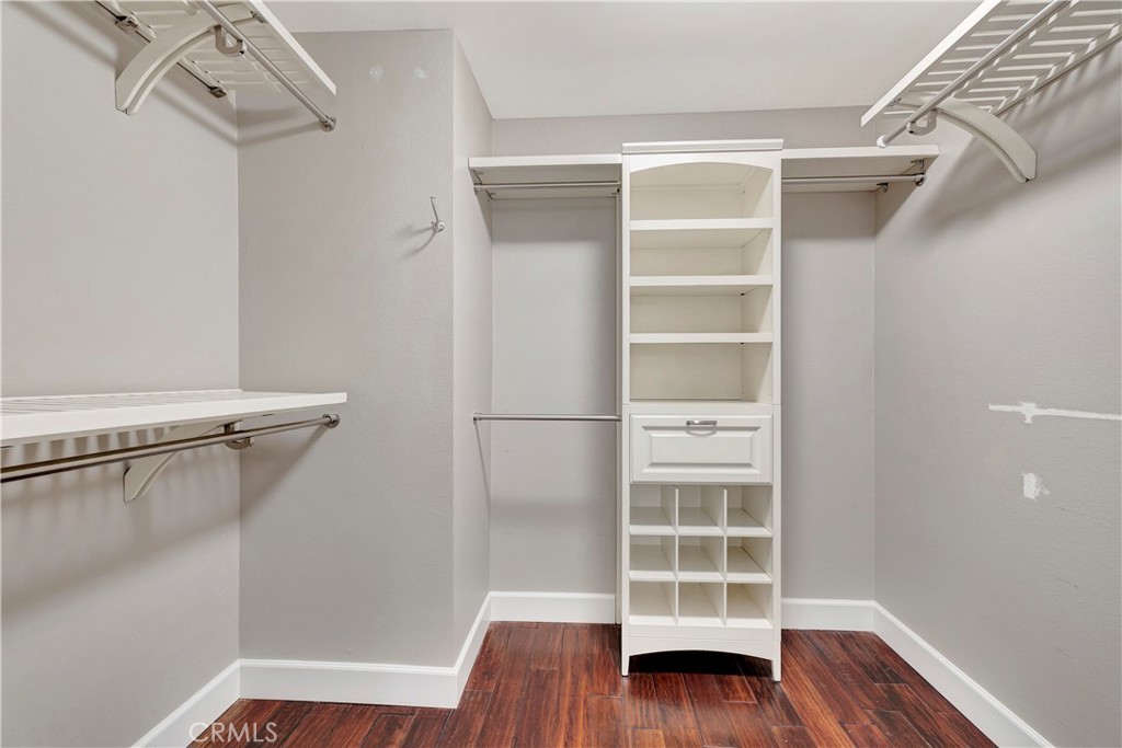 MLS #OC25183386 img 20