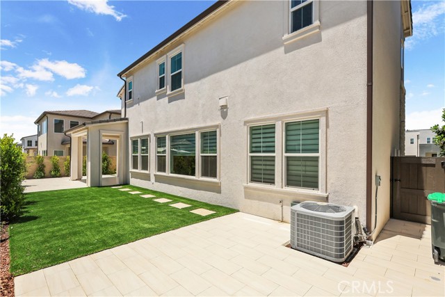 230 Holliston, Lake Forest CA: https://media.crmls.org/medias/2f42b8b5-1d77-4d62-b137-76164caacbef.jpg