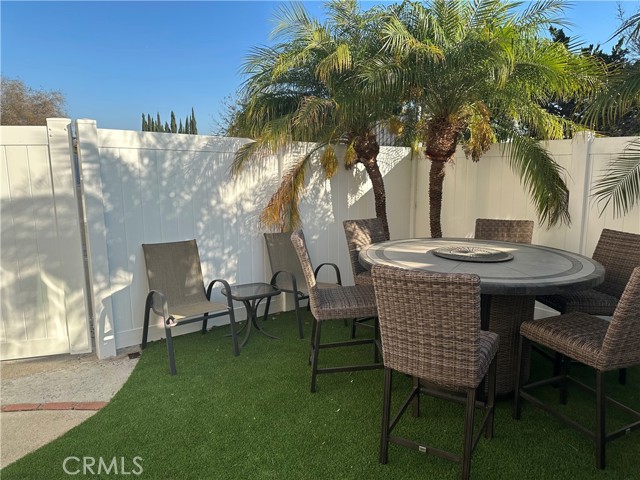 Detail Gallery Image 28 of 31 For 3466 Highwood Ct #204,  Simi Valley,  CA 93063 - 2 Beds | 1/1 Baths