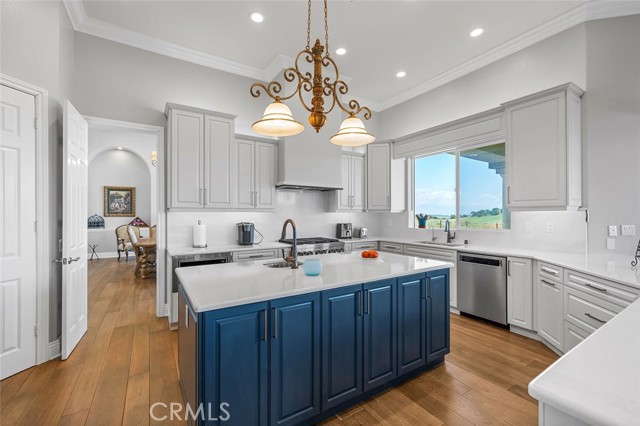 Detail Gallery Image 13 of 46 For 41653 Oak Trail Ct, Murrieta,  CA 92562 - 4 Beds | 3 Baths