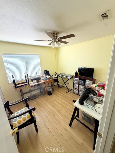 Detail Gallery Image 32 of 38 For 10232 Tanforan, Riverside,  CA 92503 - 3 Beds | 2 Baths