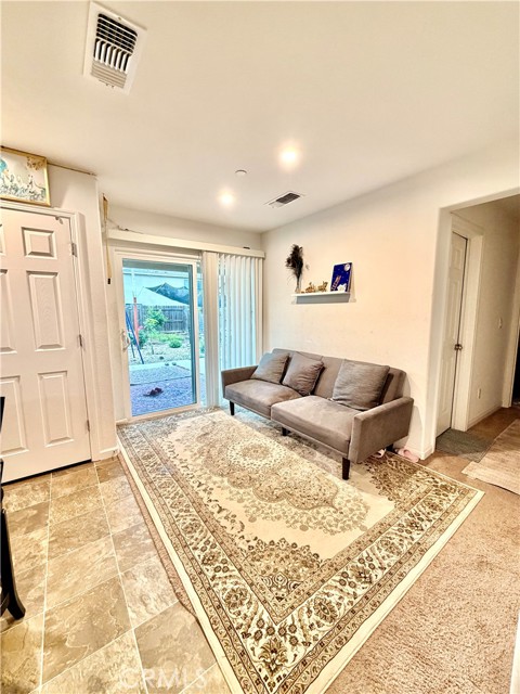 Detail Gallery Image 13 of 39 For 156 Harp Ct, Merced,  CA 95341 - 4 Beds | 3 Baths