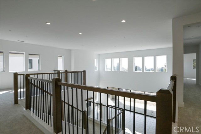 Detail Gallery Image 35 of 65 For 20552 Edgewood Ct, Chatsworth,  CA 91311 - 5 Beds | 5/1 Baths