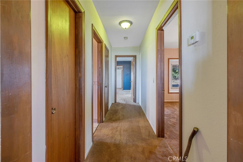 https://media.crmls.org/medias/2f455792-4c66-42ca-97fb-f0df9947bc3a.jpg?preset=X-Large