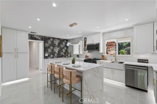 Detail Gallery Image 19 of 68 For 11891 San Timoteo Canyon Rd, Redlands,  CA 92373 - 4 Beds | 4 Baths