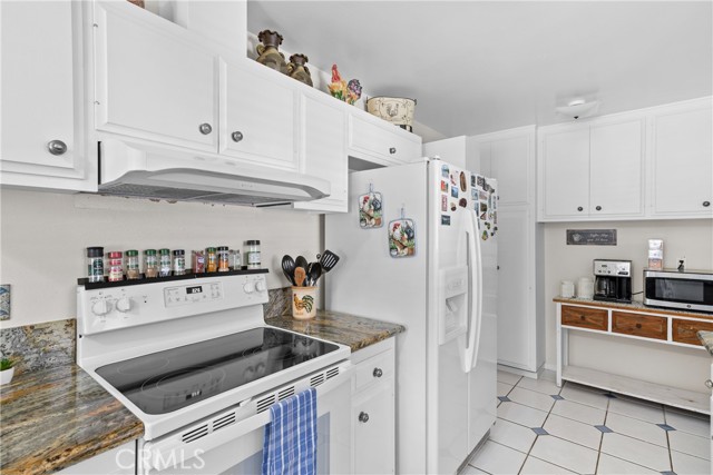Detail Gallery Image 11 of 25 For 3280 Calle Osuna, Oceanside,  CA 92056 - 2 Beds | 2 Baths