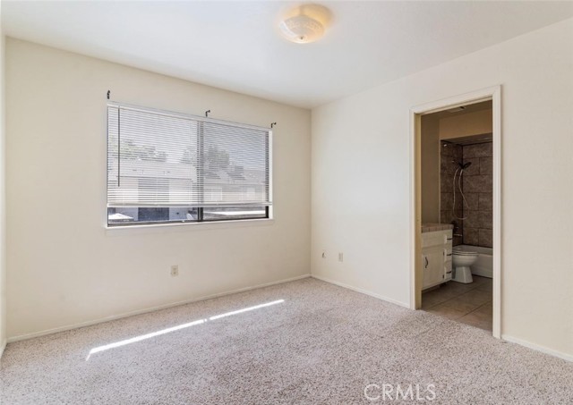 Detail Gallery Image 13 of 15 For 6012 Auburn St #D,  Bakersfield,  CA 93306 - 2 Beds | 1/1 Baths