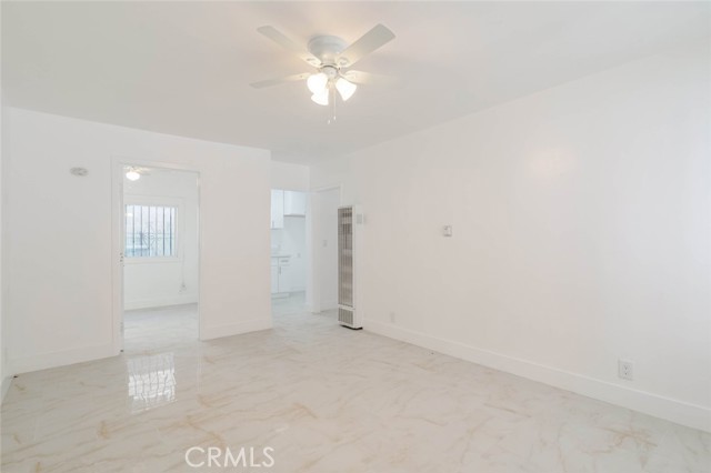 Detail Gallery Image 5 of 20 For 1116 S Berendo St #2,  Los Angeles,  CA 90006 - 2 Beds | 1 Baths