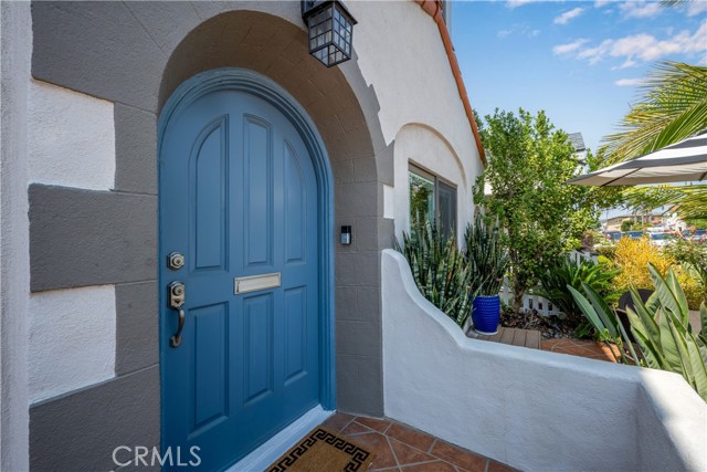 Detail Gallery Image 3 of 35 For 229 Covina, Long Beach,  CA 90803 - 3 Beds | 2 Baths
