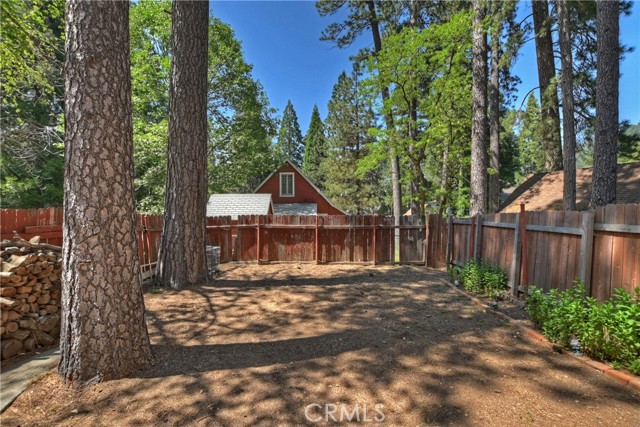 Detail Gallery Image 22 of 23 For 22934 Waters Dr, Crestline,  CA 92325 - 1 Beds | 1/1 Baths