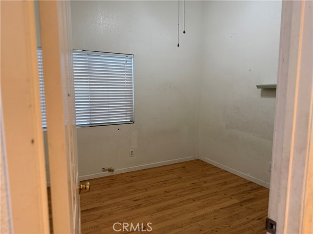 12997 San Lucas Drive, Victorville CA: https://media.crmls.org/medias/2f4be200-dfe1-419c-9637-f2d6c41a73b5.jpg