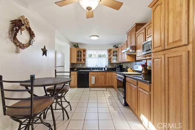 8876 Pigeon Pass, Moreno Valley CA: https://media.crmls.org/medias/2f4c4644-3e4d-4c84-b9c9-30f357a35322.jpg