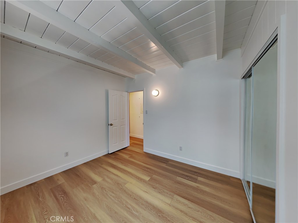 MLS #OC25273861 image #12