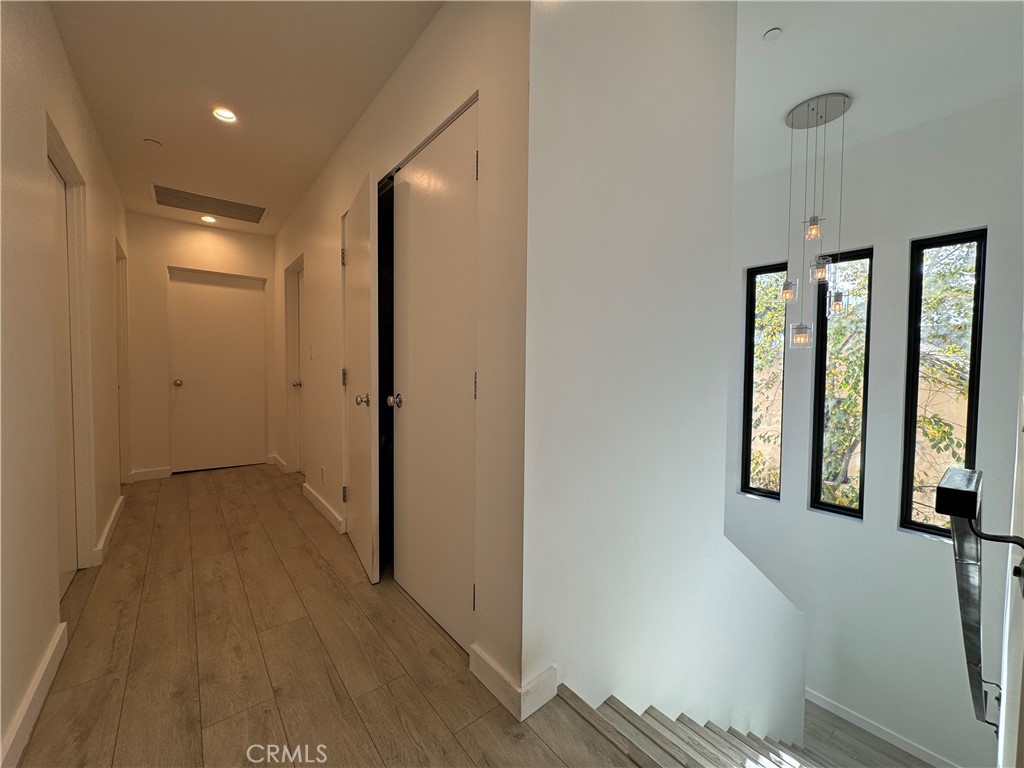 MLS #WS26148110 image #9