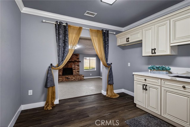 Detail Gallery Image 7 of 23 For 18206 Seville, Fontana,  CA 92335 - 3 Beds | 1 Baths