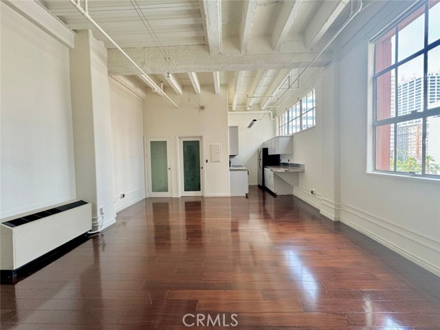 Detail Gallery Image 2 of 8 For 312 W 5th St #426,  Los Angeles,  CA 90013 - 1 Beds | 1 Baths