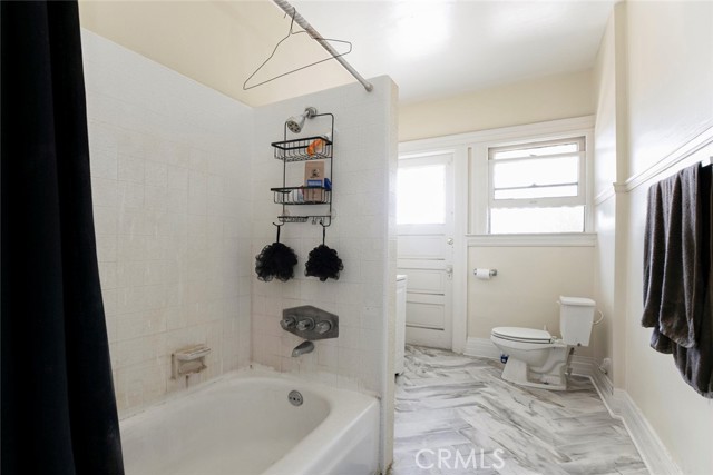 Detail Gallery Image 46 of 61 For 325 S Los Robles Ave, Pasadena,  CA 91101 - – Beds | – Baths