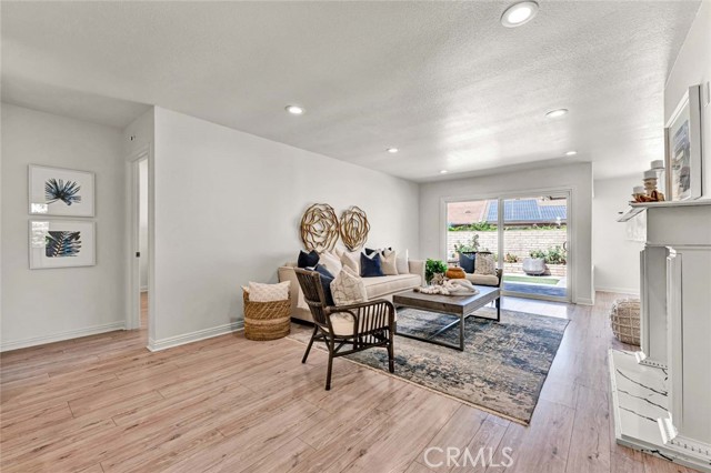 Detail Gallery Image 7 of 64 For 5 Carob, Irvine,  CA 92612 - 3 Beds | 2 Baths