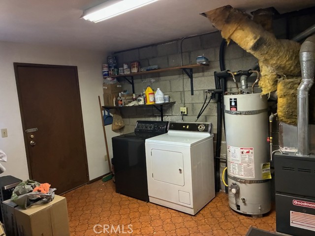 Detail Gallery Image 34 of 39 For 23992 Lakeview Dr., Crestline,  CA 92325 - 3 Beds | 2 Baths