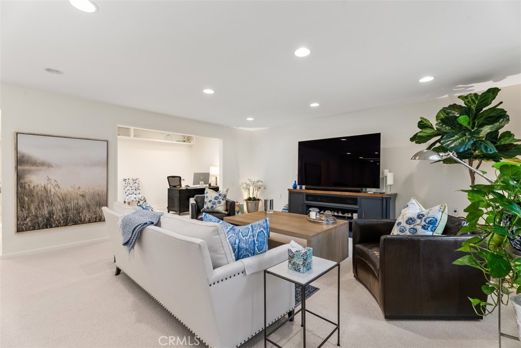 MLS #OC25254445 image #7