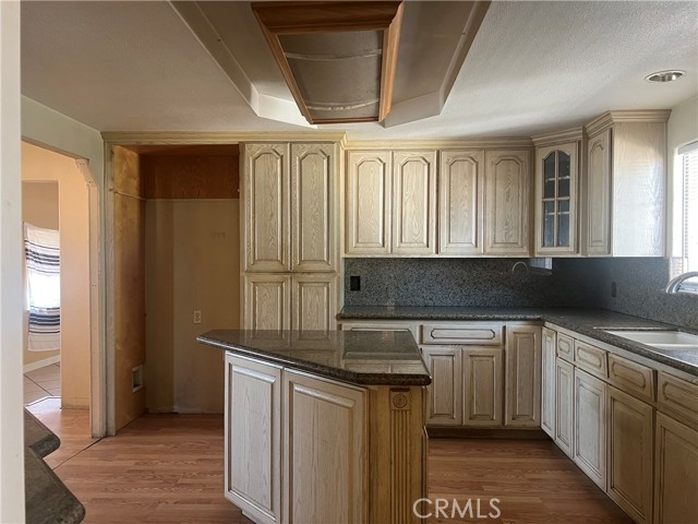Detail Gallery Image 5 of 17 For 13066 3rd, Chino,  CA 91710 - 2 Beds | 1 Baths