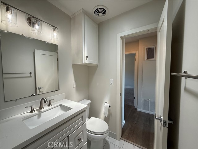 Detail Gallery Image 7 of 11 For 762 W 30th St #10,  San Pedro,  CA 90731 - 2 Beds | 1 Baths
