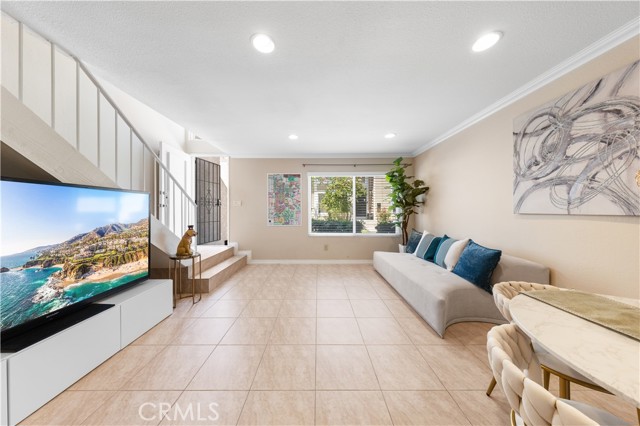 54 Kazan Street, Irvine CA: https://media.crmls.org/medias/2f515c96-2ea6-48c9-b541-0d50592ac645.jpg