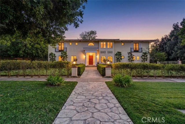 Detail Gallery Image 2 of 56 For 2290 Lombardy, San Marino,  CA 91108 - 5 Beds | 5 Baths