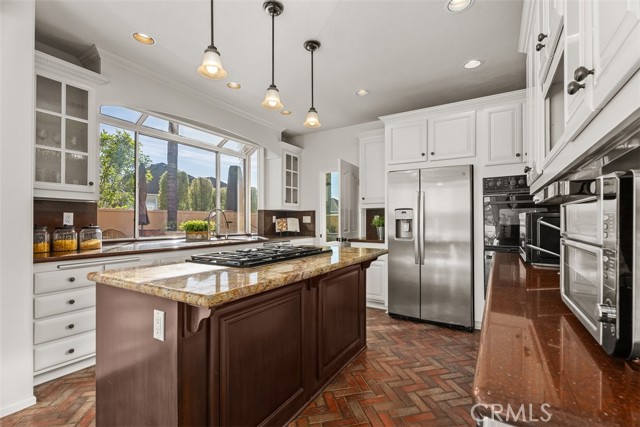 Detail Gallery Image 11 of 45 For 40 Highpoint, Rancho Santa Margarita,  CA 92679 - 4 Beds | 3/1 Baths