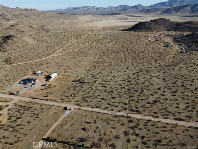 Detail Gallery Image 6 of 8 For 3 Fairview Valley Rd, Apple Valley,  CA 92307 - – Beds | – Baths