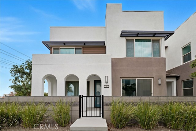 Front Image Thumbnail for CRMB25279452