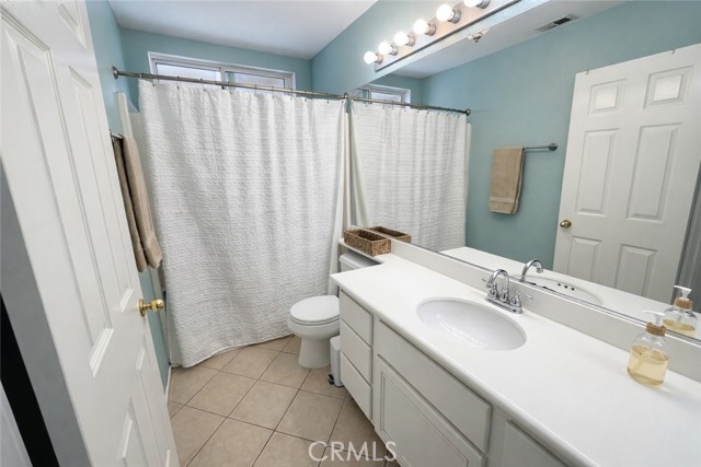 Detail Gallery Image 29 of 40 For 30420 Sequoia Ct, Castaic,  CA 91384 - 5 Beds | 3 Baths