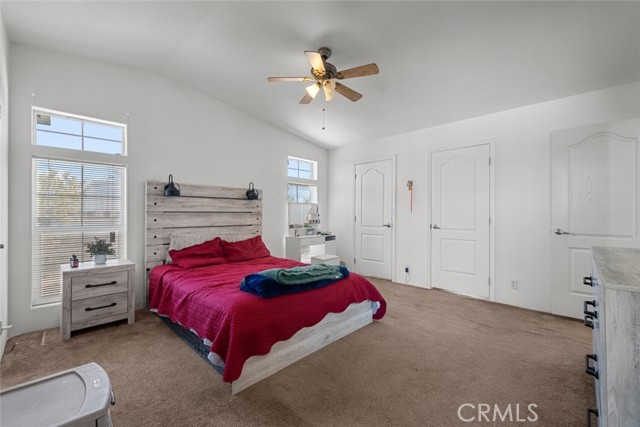 6241 Sespe Avenue, Mojave CA: https://media.crmls.org/medias/2f54aa3d-42d0-4a17-afad-193677ab3127.jpg