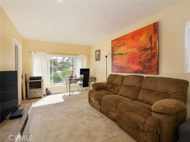 Detail Gallery Image 8 of 31 For 2061 Trudie Dr, Rancho Palos Verdes,  CA 90275 - 3 Beds | 2 Baths