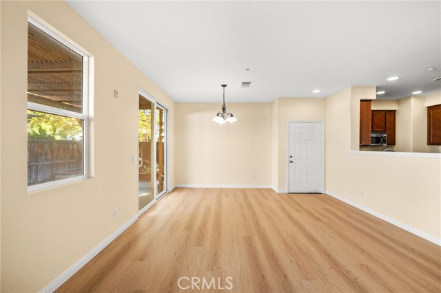 Detail Gallery Image 10 of 54 For 41537 Wild Ivy Ave #1,  Murrieta,  CA 92562 - 3 Beds | 2/1 Baths