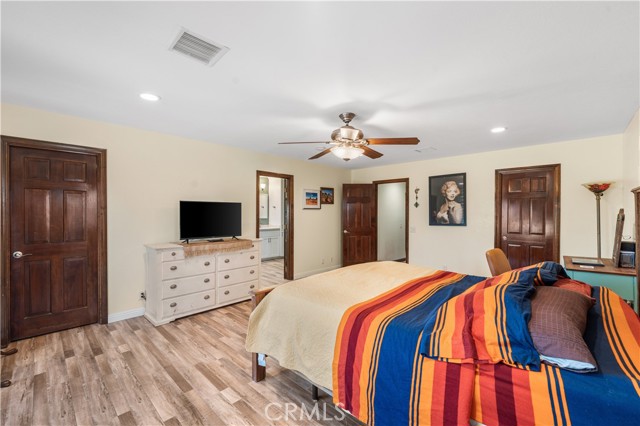 Detail Gallery Image 28 of 75 For 2651 W Avenue N12, Palmdale,  CA 93551 - 5 Beds | 4 Baths