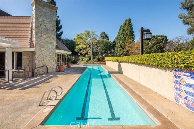 2555 Plaza Del Amo, Torrance CA: https://media.crmls.org/medias/2f5649ac-e85e-440a-b3fe-244512f011a8.jpg